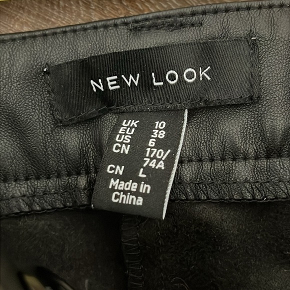 New Look Womens Pants Black Faux Leather Pleated Pleather Slacks Trousers Size 6 - Picture 5 of 15